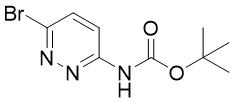 Tert-butyl (6-broompyridazin-3-yl) carbamaat